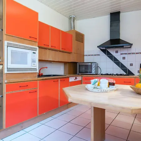 Tatil Evi Calme Dans Le Quartier Imperial By Interhome *