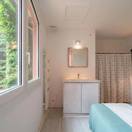 Calme Dans Le Quartier Imperial By Interhome * بياريتز