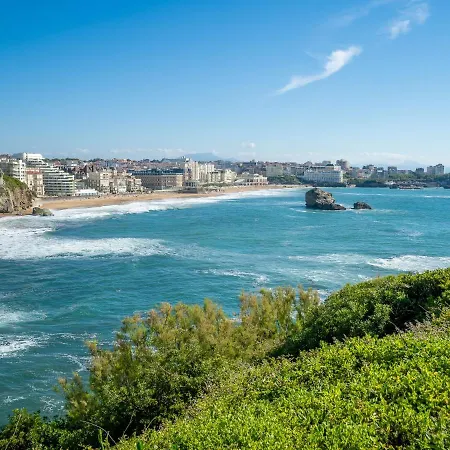 Calme Dans Le Quartier Imperial By Interhome بيت للعطل بياريتز